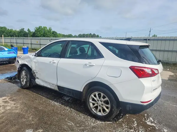 2GNAXSEV5M6104424 2021 CHEVROLET EQUINOX - Image 2