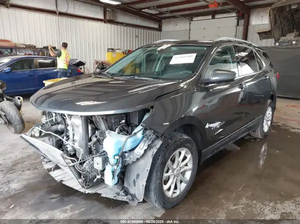 2GNAXSEV6J6102242 2018 CHEVROLET EQUINOX - Image 2