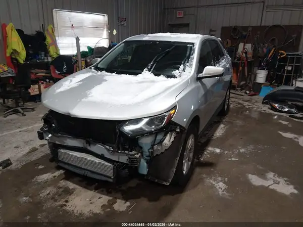 2GNAXSEV6J6114407 2018 CHEVROLET EQUINOX - Image 2