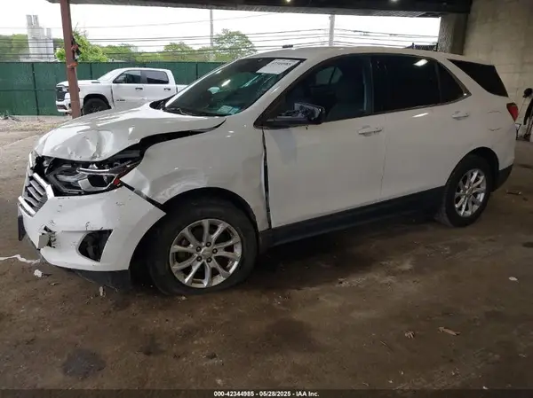 2GNAXSEV6J6135516 2018 CHEVROLET EQUINOX - Image 2