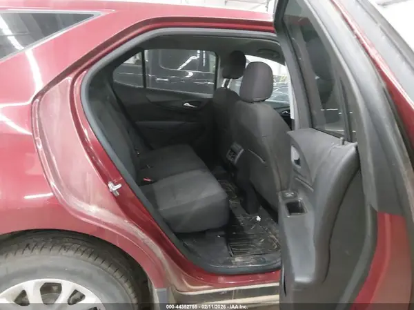 2GNAXSEV6J6155197 2018 CHEVROLET EQUINOX - Image 8