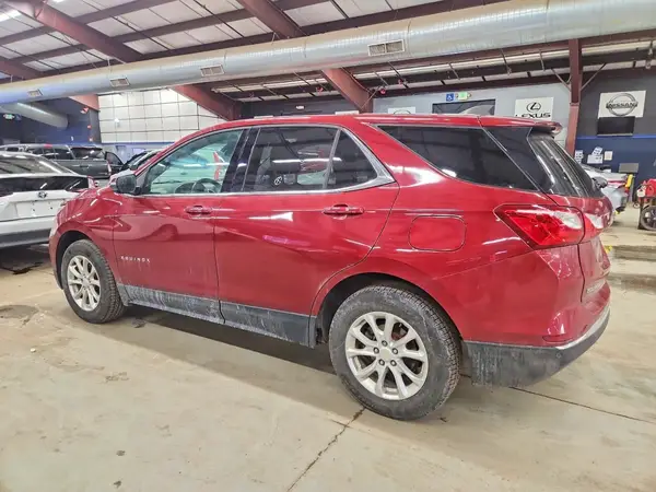 2GNAXSEV6J6170847 2018 CHEVROLET EQUINOX - Image 2