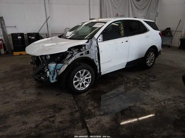 2GNAXSEV6J6191231 2018 CHEVROLET EQUINOX - Image 2
