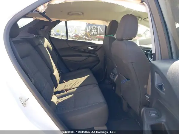 2GNAXSEV6J6196395 2018 CHEVROLET EQUINOX - Image 8
