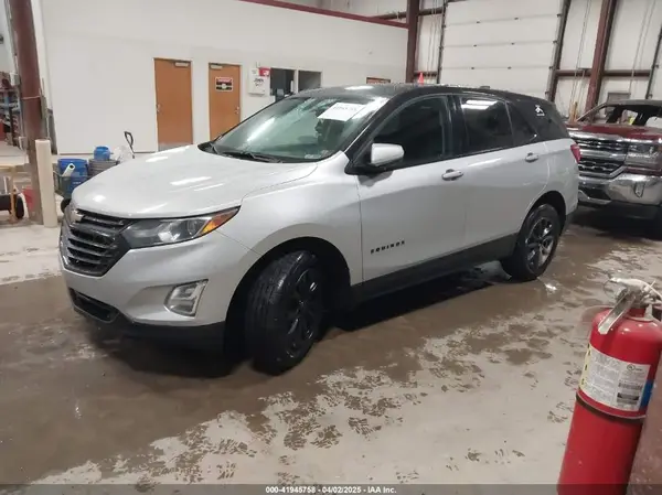 2GNAXSEV6J6198809 2018 CHEVROLET EQUINOX - Image 2