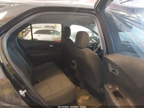 2GNAXSEV6J6215575 2018 CHEVROLET EQUINOX - Image 8