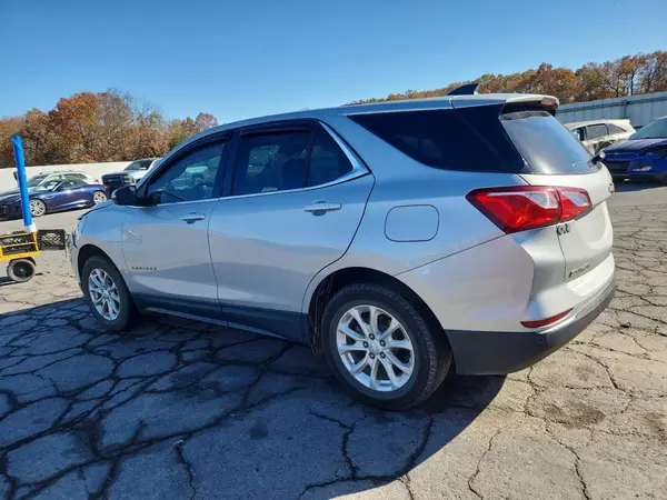 2GNAXSEV6J6257308 2018 CHEVROLET EQUINOX - Image 2
