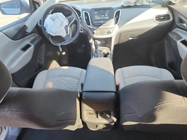 2GNAXSEV6J6257308 2018 CHEVROLET EQUINOX - Image 8