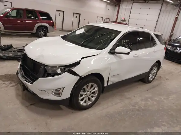 2GNAXSEV6J6257504 2018 CHEVROLET EQUINOX - Image 2