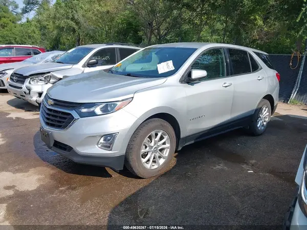 2GNAXSEV6J6266445 2018 CHEVROLET EQUINOX - Image 2