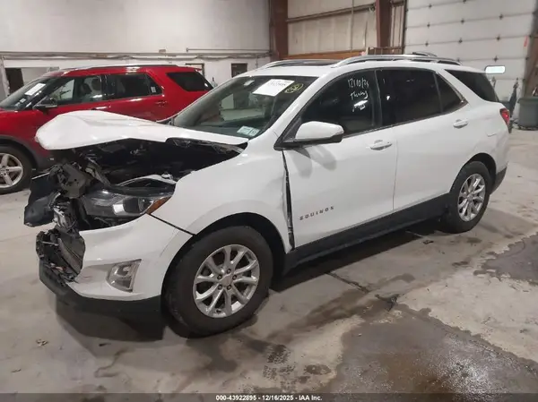 2GNAXSEV6J6278028 2018 CHEVROLET EQUINOX - Image 2