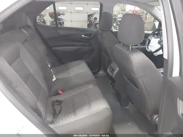 2GNAXSEV6J6278028 2018 CHEVROLET EQUINOX - Image 8