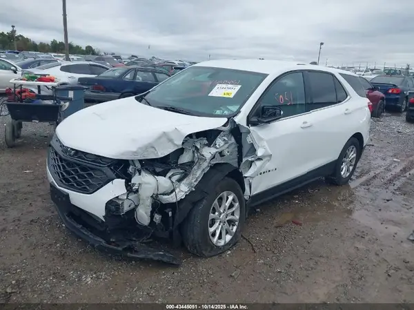 2GNAXSEV6J6315417 2018 CHEVROLET EQUINOX - Image 2