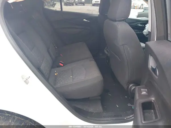 2GNAXSEV6J6315417 2018 CHEVROLET EQUINOX - Image 8