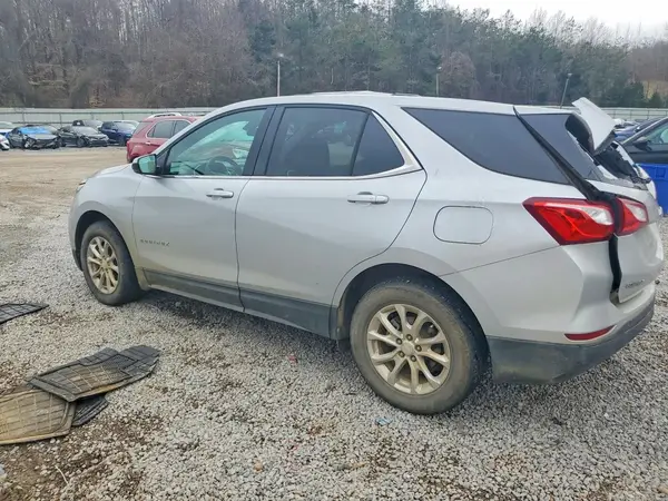 2GNAXSEV6J6323307 2018 CHEVROLET EQUINOX - Image 2