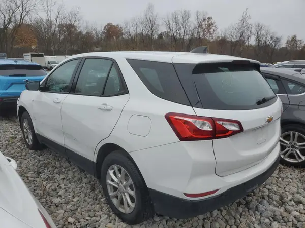 2GNAXSEV6K6113260 2019 CHEVROLET EQUINOX - Image 2