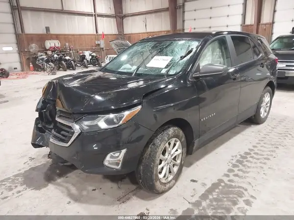 2GNAXSEV6L6233139 2020 CHEVROLET EQUINOX - Image 2
