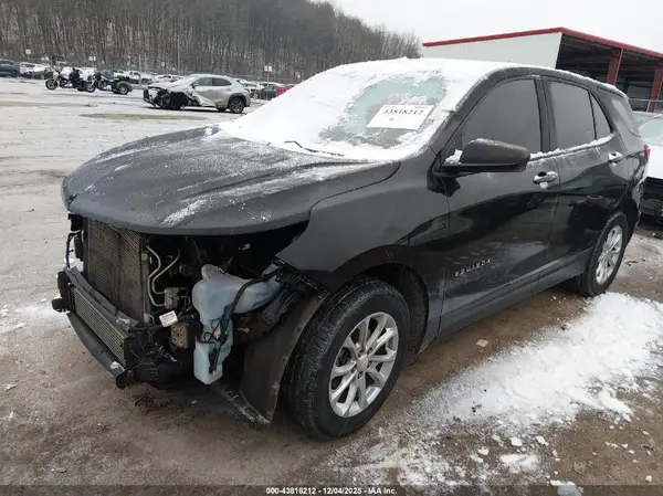 2GNAXSEV6L6256677 2020 CHEVROLET EQUINOX - Image 2