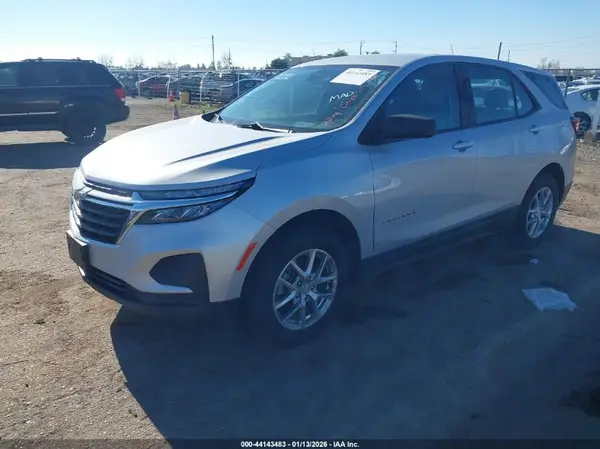 2GNAXSEV6N6146487 2022 CHEVROLET EQUINOX - Image 2