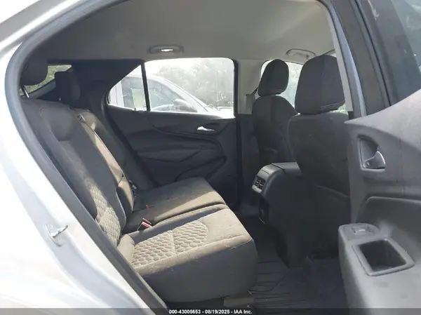 2GNAXSEV7J6172042 2018 CHEVROLET EQUINOX - Image 8