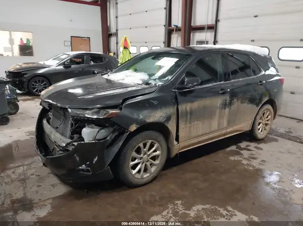 2GNAXSEV7J6191917 2018 CHEVROLET EQUINOX - Image 2