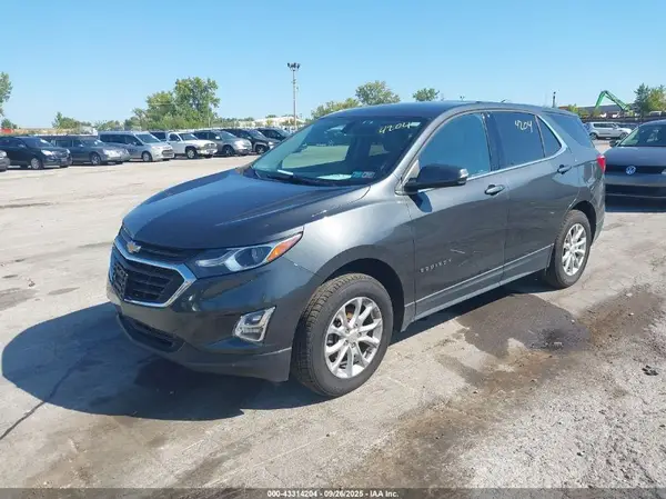 2GNAXSEV7J6207310 2018 CHEVROLET EQUINOX - Image 2