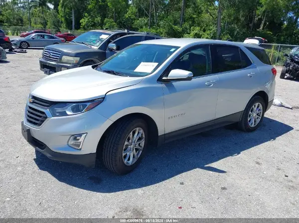 2GNAXSEV7J6221983 2018 CHEVROLET EQUINOX - Image 2
