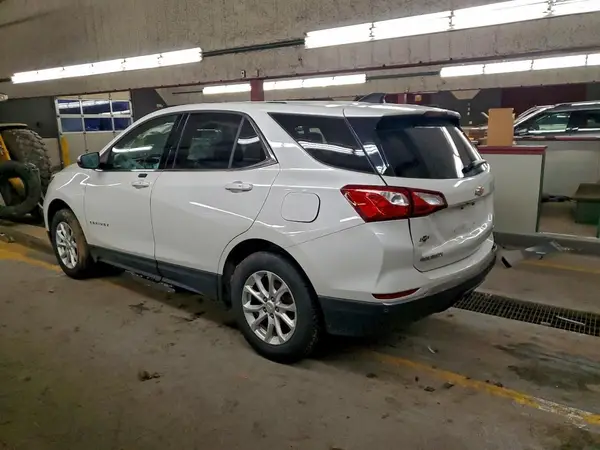 2GNAXSEV7J6229677 2018 CHEVROLET EQUINOX - Image 2
