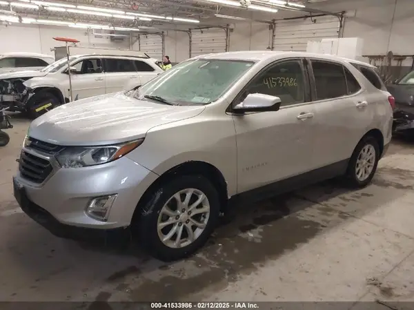 2GNAXSEV7J6234538 2018 CHEVROLET EQUINOX - Image 2