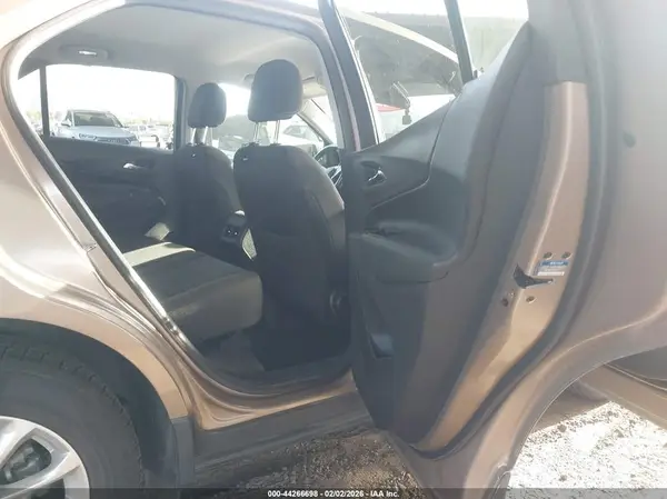 2GNAXSEV7J6242686 2018 CHEVROLET EQUINOX - Image 8