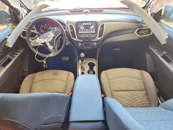 2GNAXSEV7J6245460 2018 CHEVROLET EQUINOX - Image 8