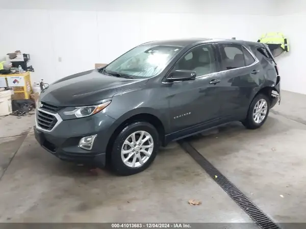 2GNAXSEV7J6251940 2018 CHEVROLET EQUINOX - Image 2