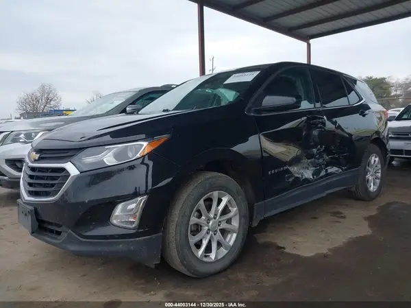 2GNAXSEV7J6267569 2018 CHEVROLET EQUINOX - Image 2