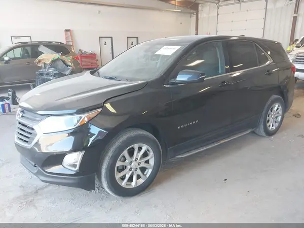 2GNAXSEV7J6282671 2018 CHEVROLET EQUINOX - Image 2