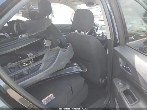 2GNAXSEV7J6289278 2018 CHEVROLET EQUINOX - Image 8