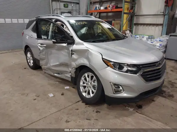 2GNAXSEV7J6291841 2018 CHEVROLET EQUINOX - Image 1
