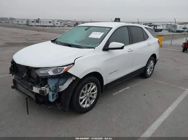 2GNAXSEV7J6303650 2018 CHEVROLET EQUINOX - Image 2