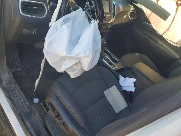 2GNAXSEV7J6304538 2018 CHEVROLET EQUINOX - Image 8