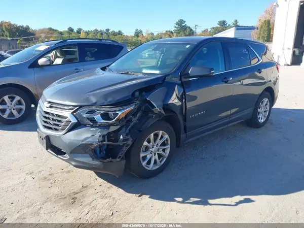 2GNAXSEV7J6305768 2018 CHEVROLET EQUINOX - Image 2