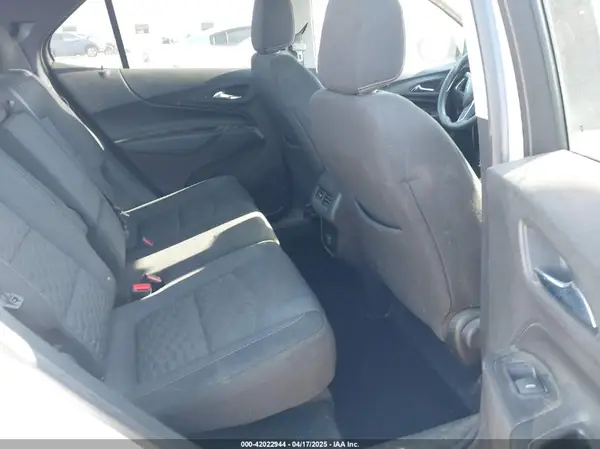 2GNAXSEV7J6315121 2018 CHEVROLET EQUINOX - Image 8