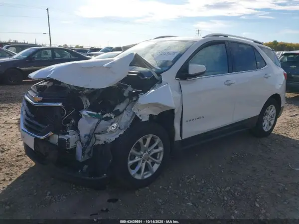 2GNAXSEV7J6325924 2018 CHEVROLET EQUINOX - Image 2