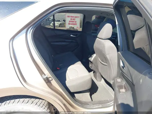 2GNAXSEV7J6341301 2018 CHEVROLET EQUINOX - Image 8