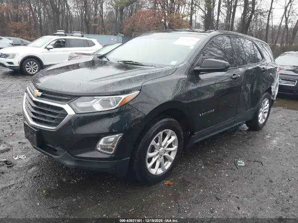 2GNAXSEV7K6143609 2019 CHEVROLET EQUINOX - Image 2
