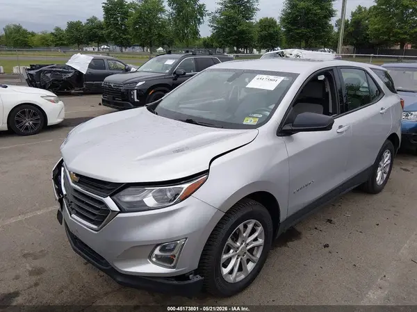 2GNAXSEV7K6243905 2019 CHEVROLET EQUINOX - Image 2