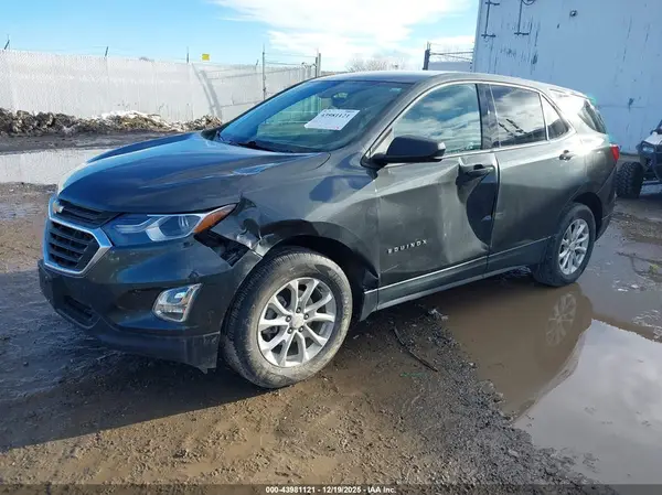 2GNAXSEV7K6295082 2019 CHEVROLET EQUINOX - Image 2