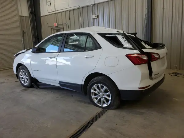 2GNAXSEV7L6205611 2020 CHEVROLET EQUINOX - Image 2