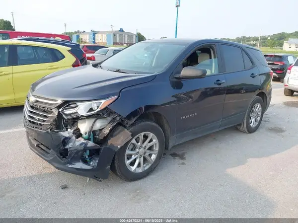 2GNAXSEV7L6205818 2020 CHEVROLET EQUINOX - Image 2
