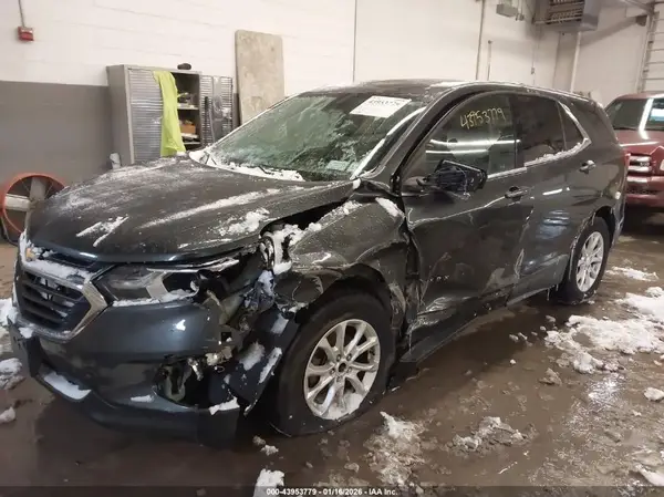 2GNAXSEV8J6107023 2018 CHEVROLET EQUINOX - Image 2