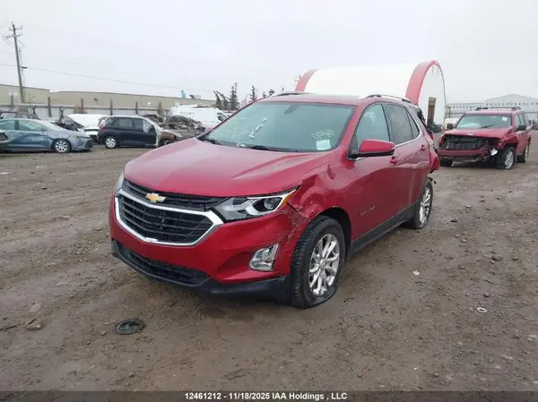 2GNAXSEV8J6107197 2018 CHEVROLET EQUINOX - Image 2