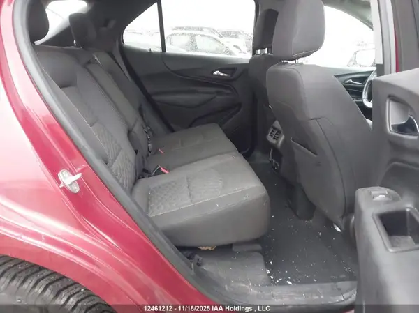 2GNAXSEV8J6107197 2018 CHEVROLET EQUINOX - Image 8